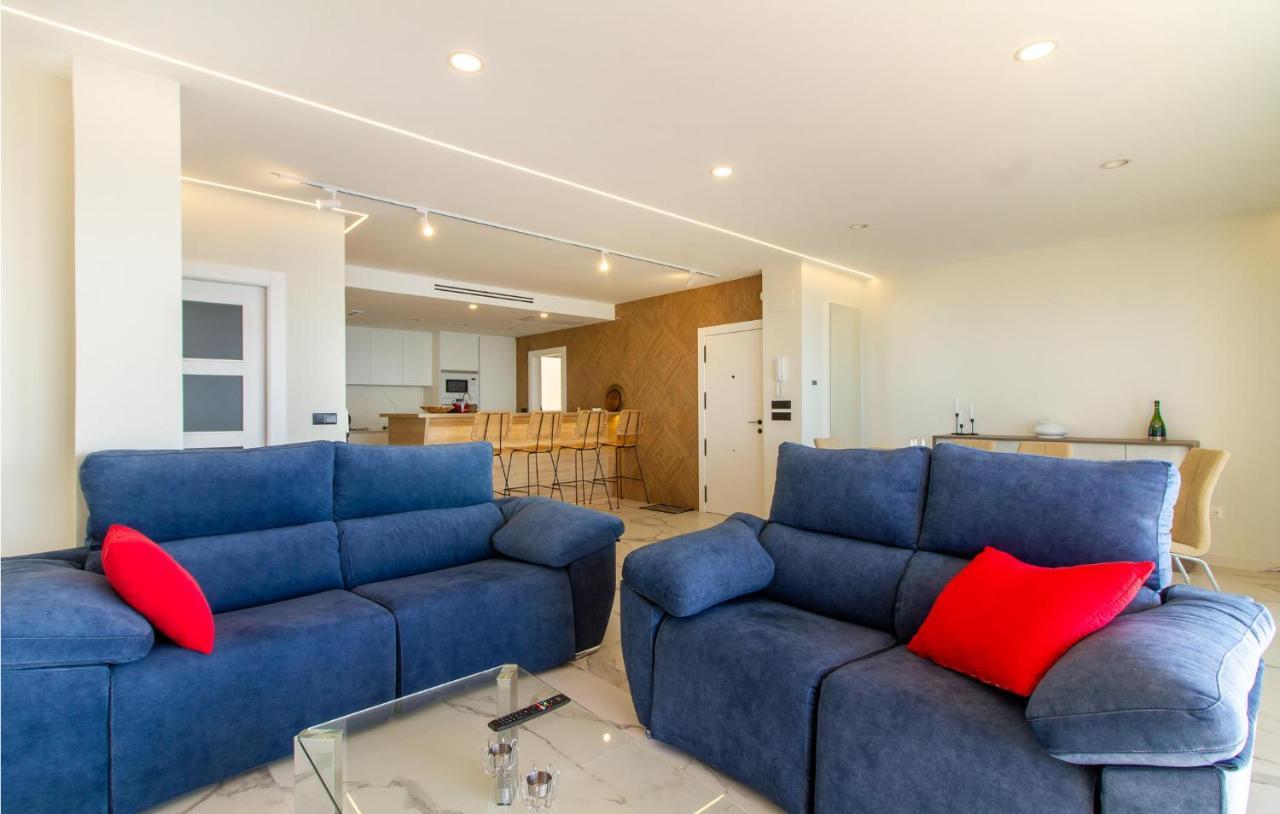 4 Bedroom Lovely Apartment In 圣波拉 外观 照片